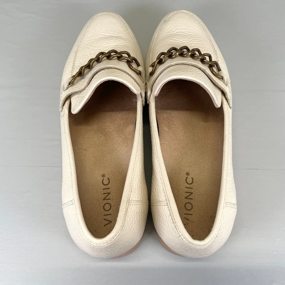 Vionic Emalyn Loafers Womens Size 9.5 Cream Beige Leather Lug Sole Comfort Shoes